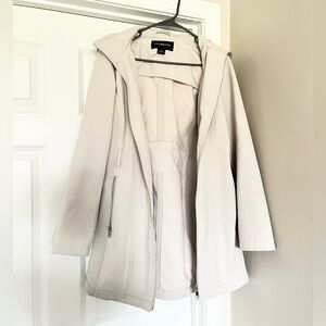 Liz Claiborne Women's Cream Trench Coat